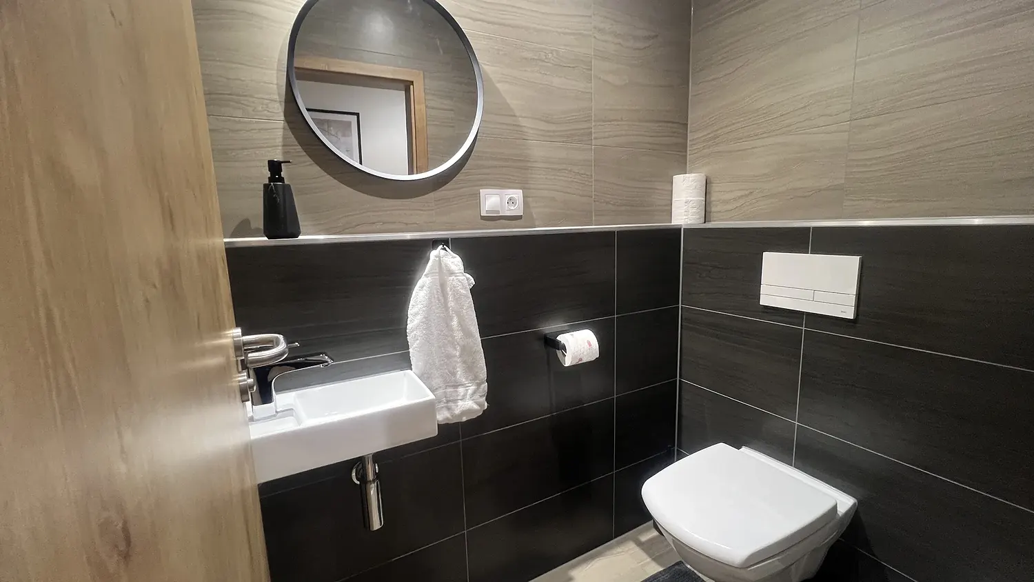Toaleta, apartmán 3+kk